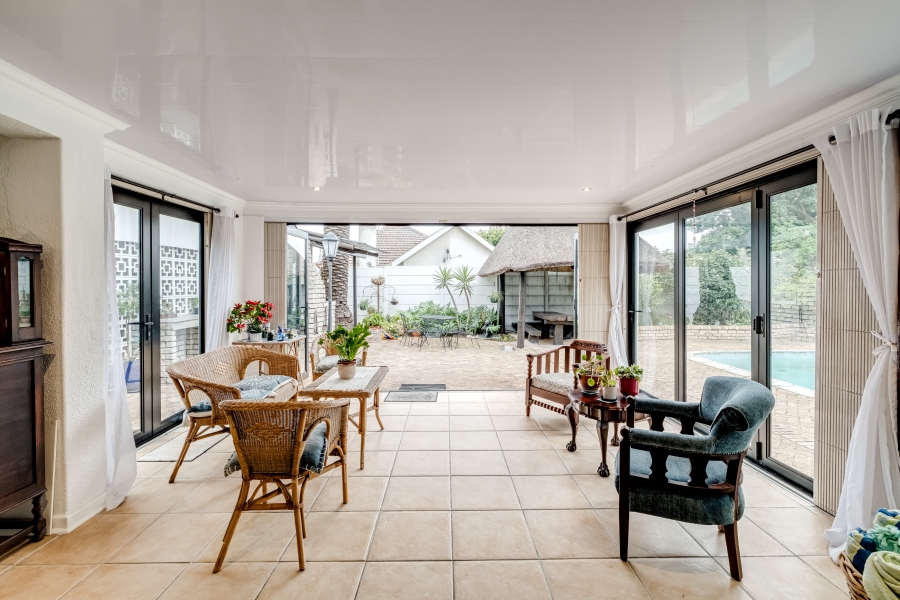 6 Bedroom Property for Sale in Pinelands Western Cape